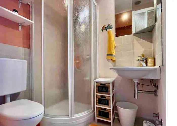 Private With Mountain View With Terrace In Medieval Village Appartement Apricale