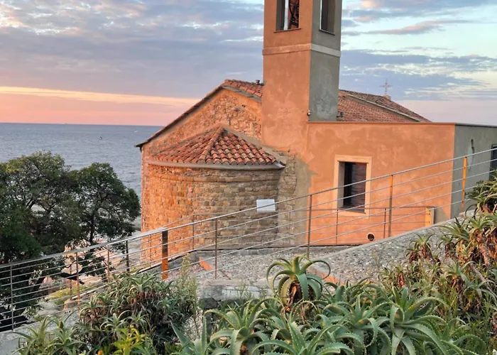 Private With Mountain View With Terrace In Medieval Village *